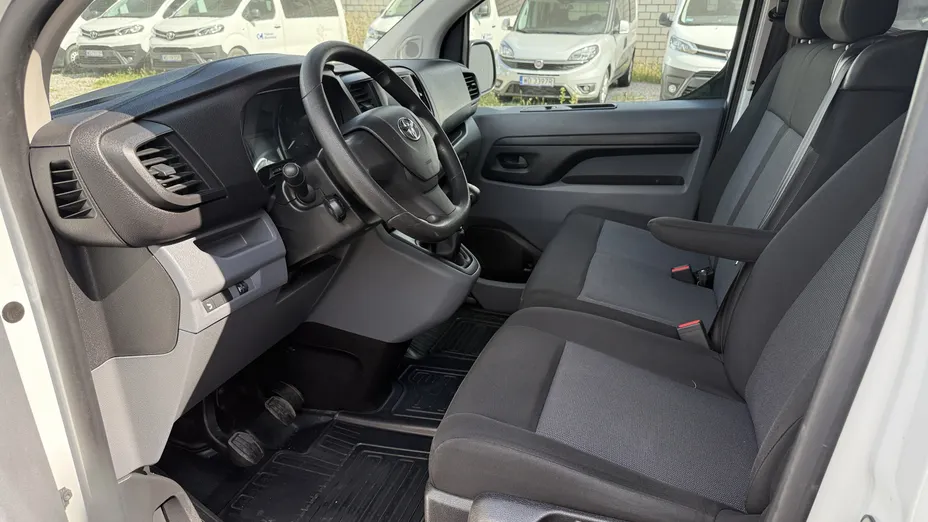 TOYOTA Proace Proace Kombi 2.0 D-4D Long 2,8t