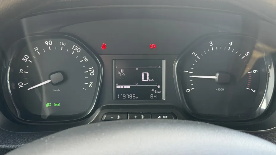 TOYOTA Proace Proace Kombi 2.0 D-4D Long 2,8t