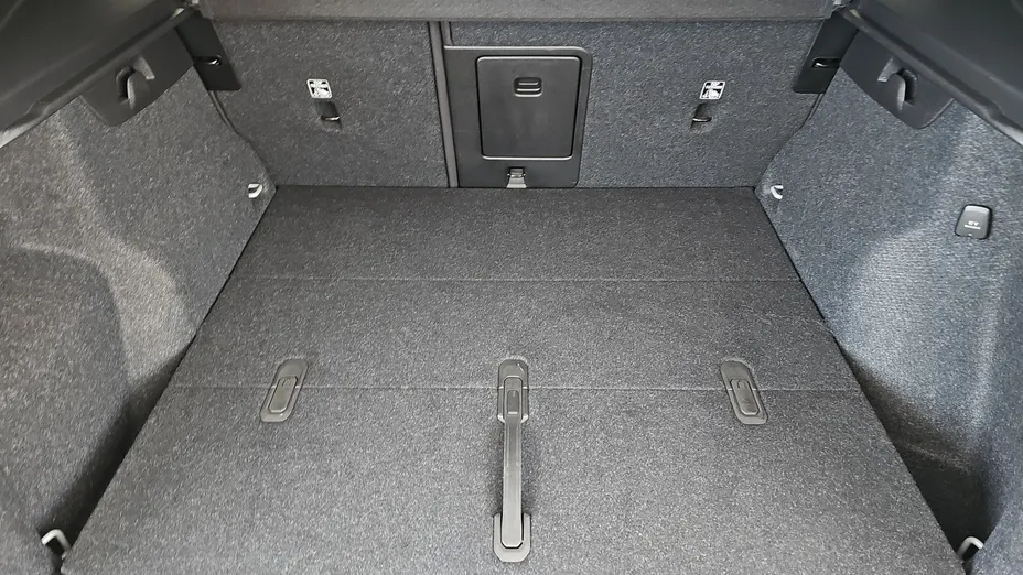 VOLVO XC40 XC40 B3 Plus Dark aut