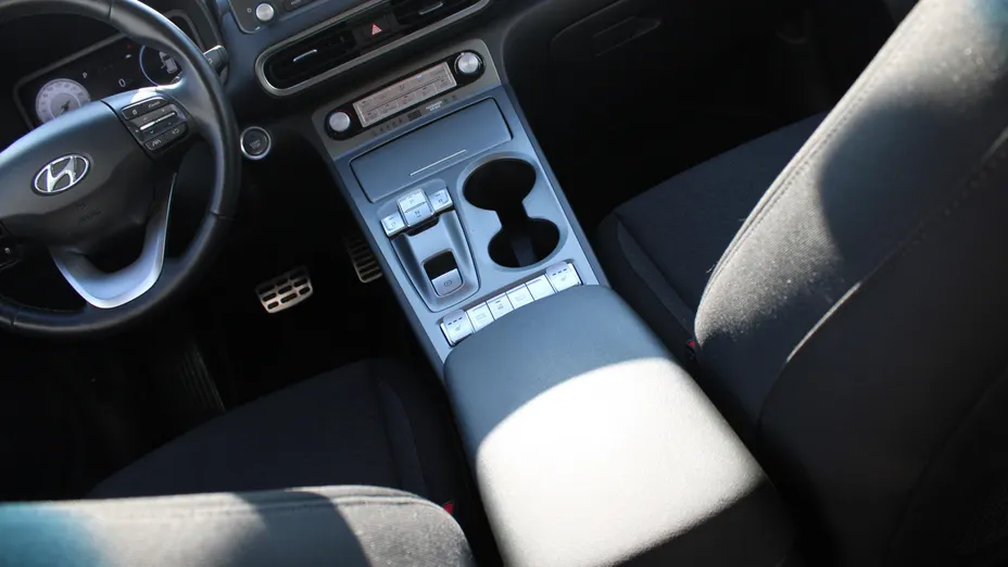 HYUNDAI Kona Kona Electric 64kWh Modern