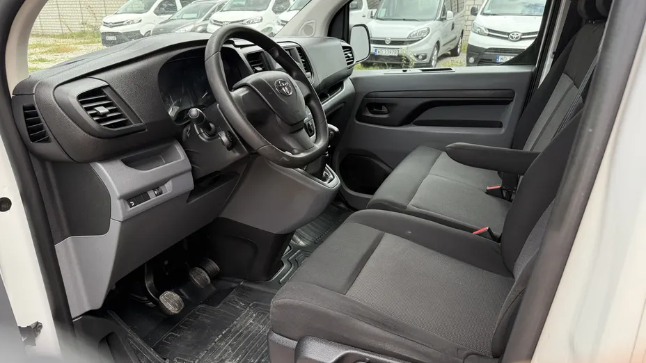 TOYOTA Proace Proace Kombi 2.0 D-4D Long 2,8t