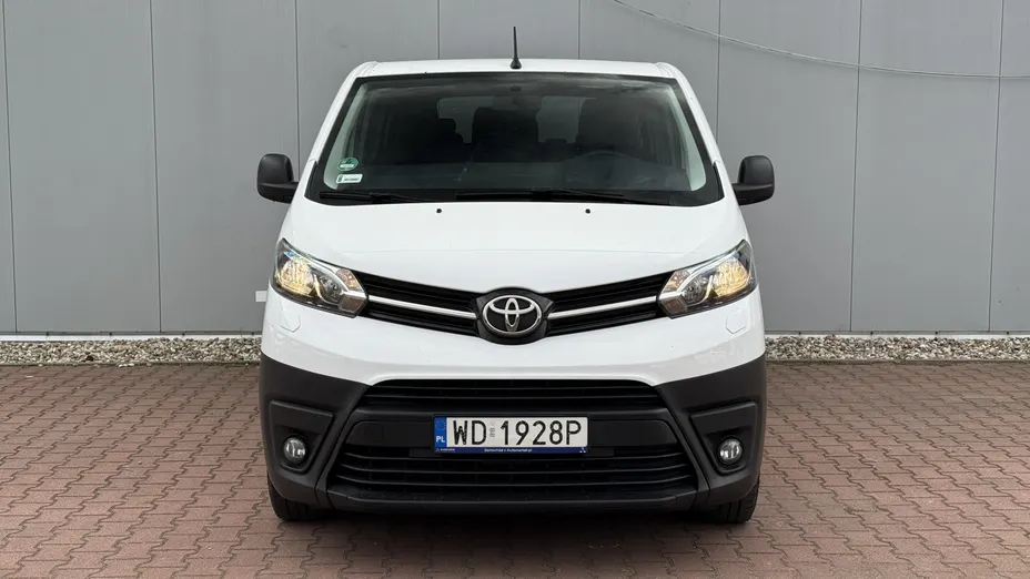 TOYOTA Proace Proace Kombi 2.0 D-4D Long 2,8t