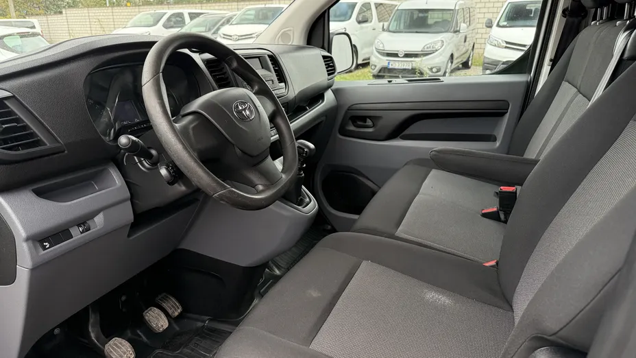 TOYOTA Proace Proace Kombi 2.0 D-4D Long 2,8t