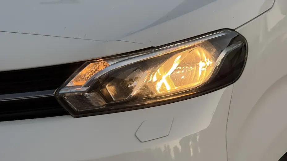 TOYOTA Proace Proace Kombi 2.0 D-4D Long 2,8t