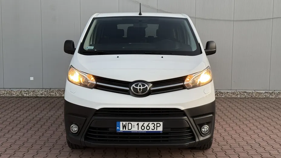 TOYOTA Proace Proace Kombi 2.0 D-4D Long 2,8t