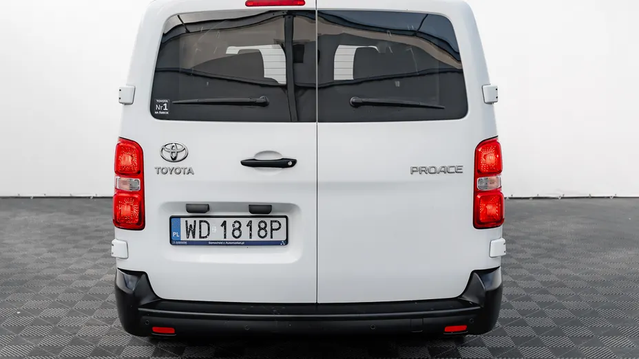TOYOTA Proace Proace Kombi 2.0 D-4D Long 2,8t