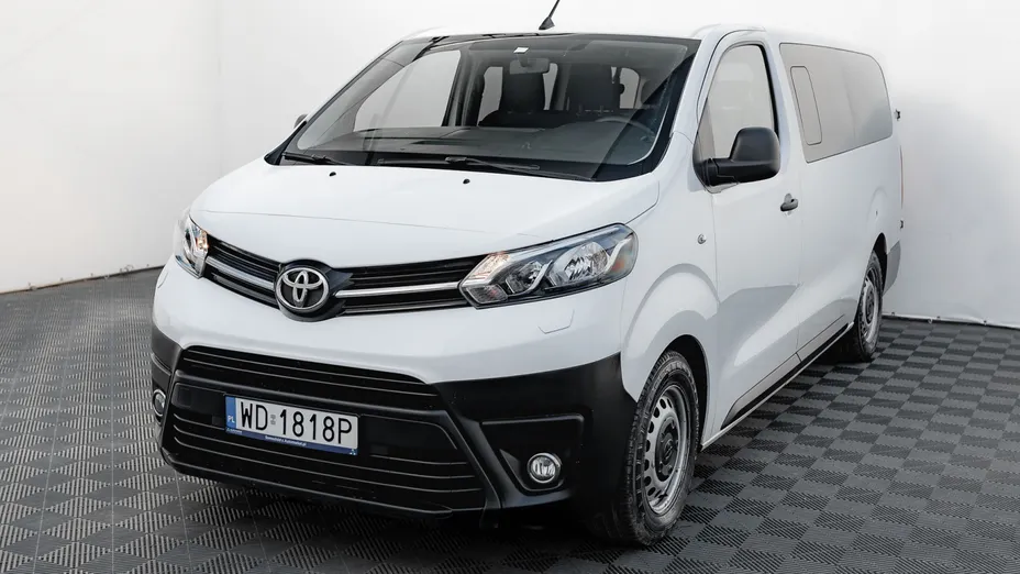 TOYOTA Proace Proace Kombi 2.0 D-4D Long 2,8t
