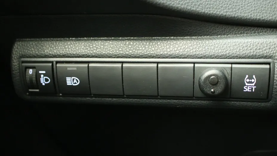 TOYOTA Corolla Corolla 1.5 Comfort
