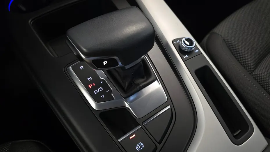 AUDI A4 A4 35 TFSI mHEV S tronic