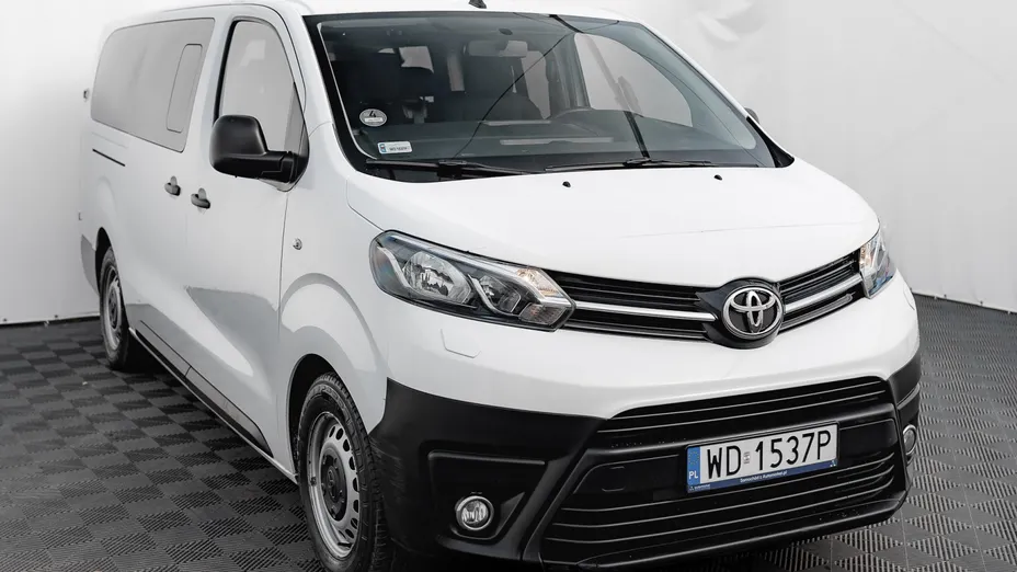 TOYOTA Proace Proace Kombi 2.0 D-4D Long 2,8t