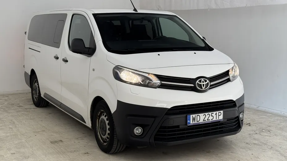 TOYOTA Proace Proace Kombi 2.0 D-4D Long 2,8t