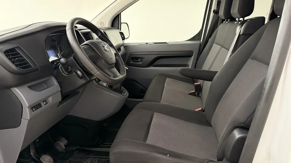 TOYOTA Proace Proace Kombi 2.0 D-4D Long 2,8t