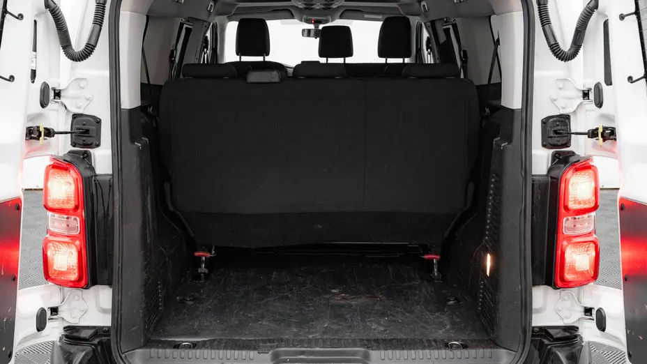 TOYOTA Proace Proace Kombi 2.0 D-4D Long 2,8t