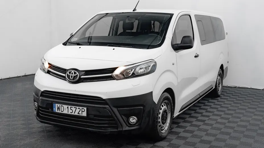 TOYOTA Proace Proace Kombi 2.0 D-4D Long 2,8t