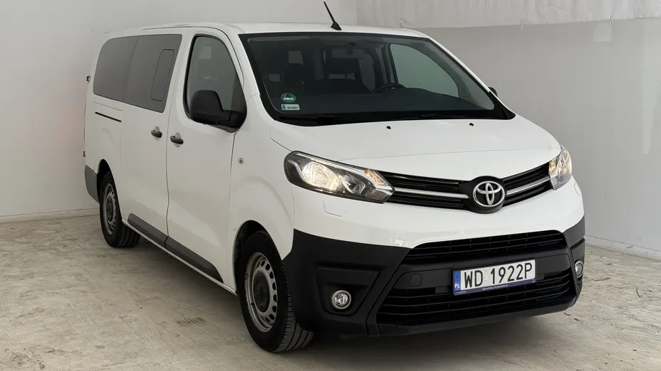 TOYOTA Proace Proace Kombi 2.0 D-4D Long 2,8t