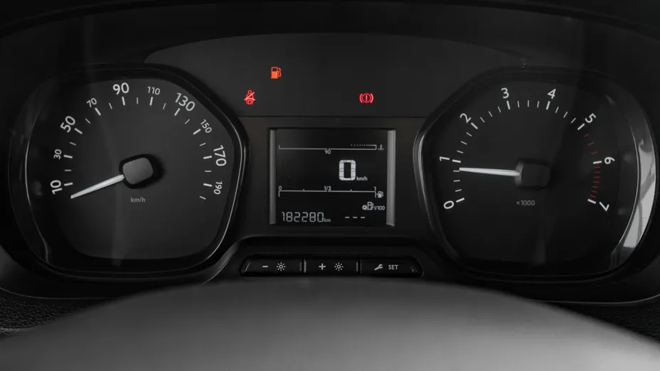 TOYOTA Proace Proace Kombi 2.0 D-4D Long 2,8t