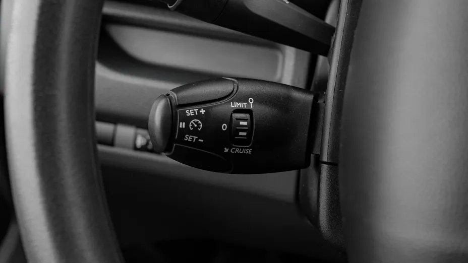 TOYOTA Proace Proace Kombi 2.0 D-4D Long 2,8t