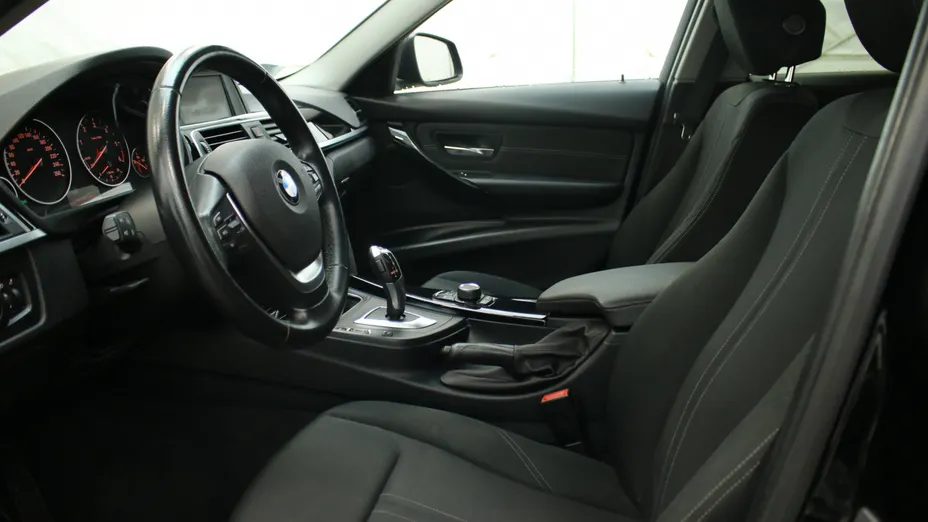 BMW Seria 3 316d Advantage aut