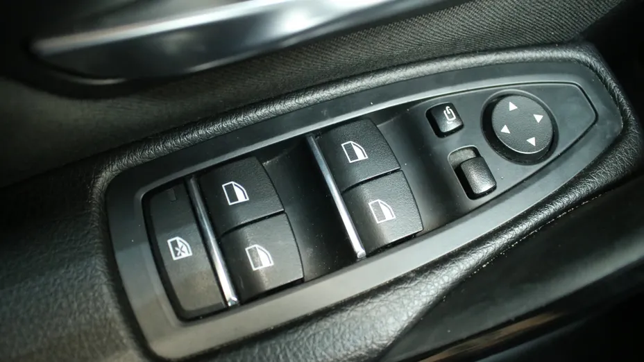 BMW Seria 3 316d Advantage aut