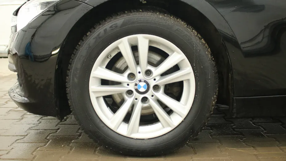 BMW Seria 3 316d Advantage aut