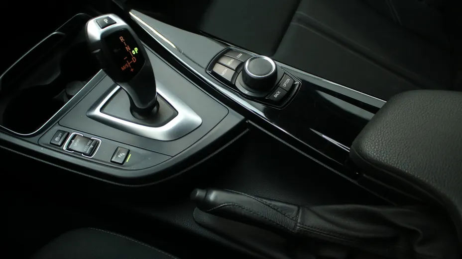 BMW Seria 3 316d Advantage aut