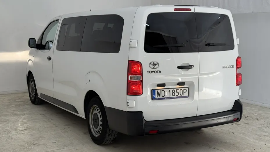 TOYOTA Proace Proace Kombi 2.0 D-4D Long 2,8t