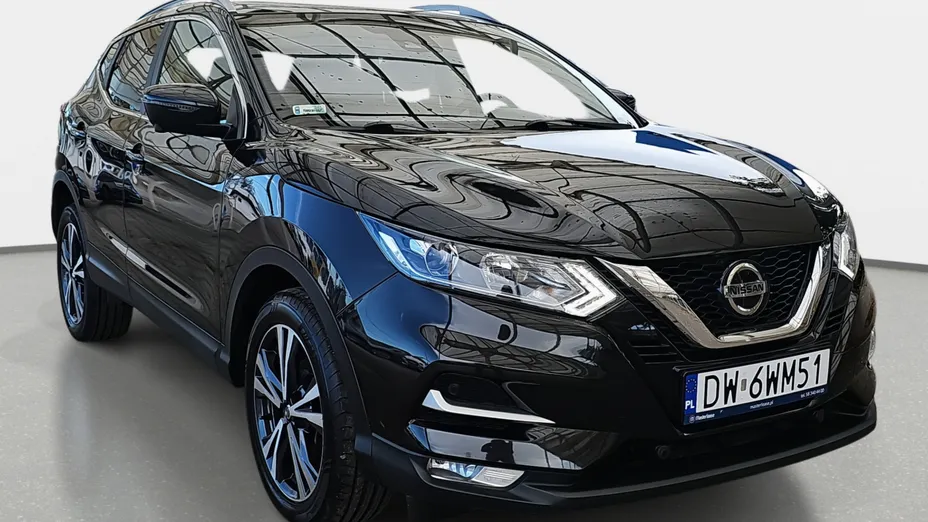 NISSAN Qashqai Qashqai 1.3 DIG-T N-Connecta DCT