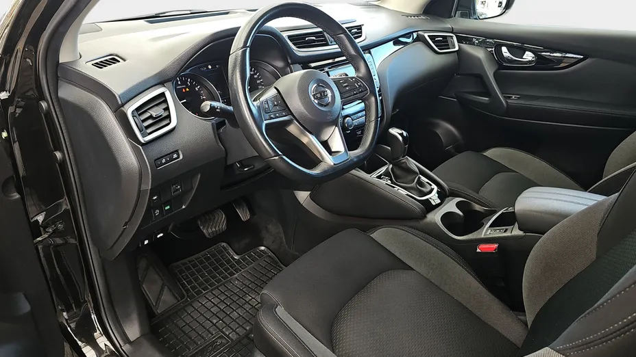 NISSAN Qashqai Qashqai 1.3 DIG-T N-Connecta DCT