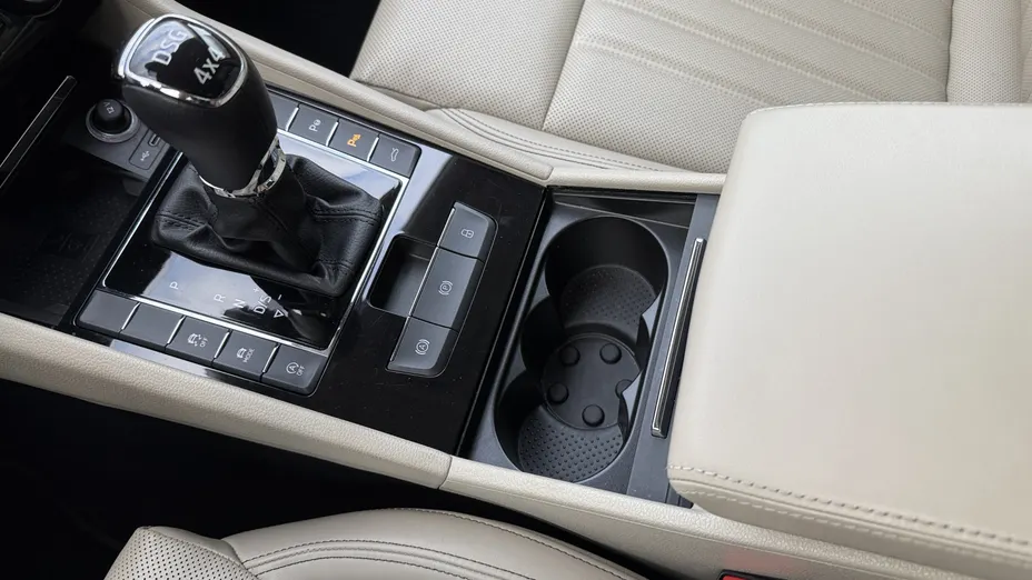 SKODA Superb Superb 2.0 TSI 4x4 L&K DSG