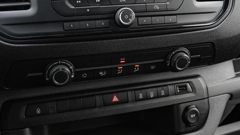 TOYOTA Proace Proace Kombi 2.0 D-4D Long 2,8t