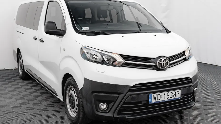 TOYOTA Proace Proace Kombi 2.0 D-4D Long 2,8t