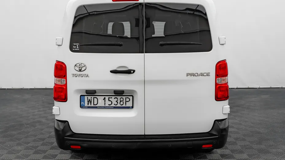 TOYOTA Proace Proace Kombi 2.0 D-4D Long 2,8t