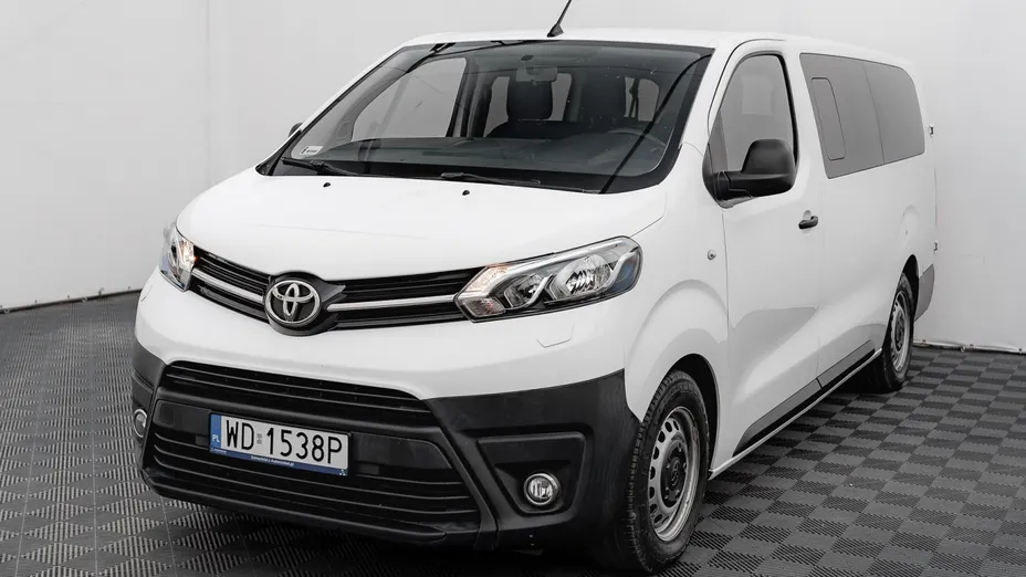 TOYOTA Proace Proace Kombi 2.0 D-4D Long 2,8t