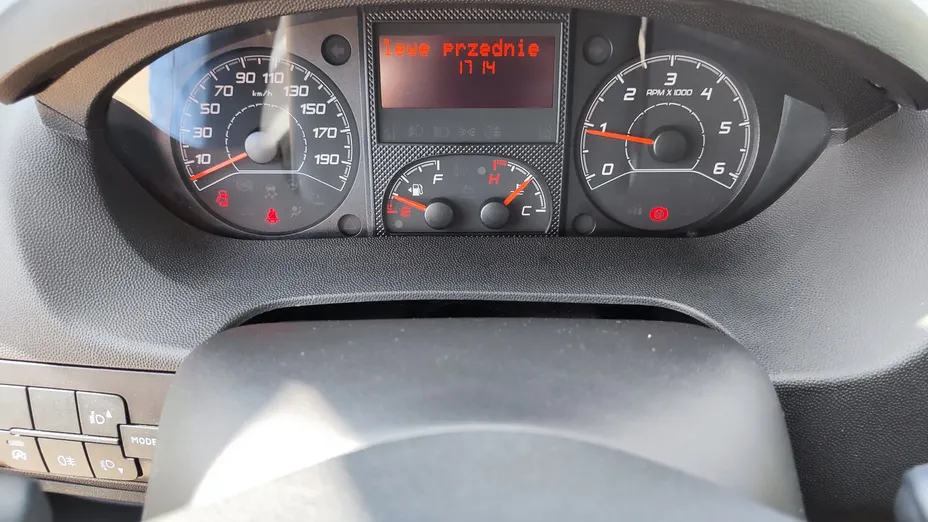 PEUGEOT Boxer Boxer 333 BlueHDi L3H2 Pro