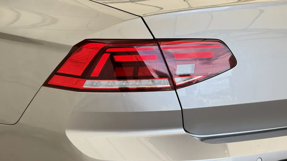 VOLKSWAGEN Passat Passat 2.0 TSI Business DSG