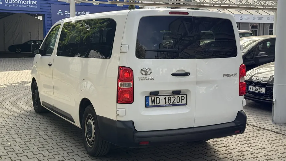 TOYOTA Proace Proace Kombi 2.0 D-4D Long 2,8t