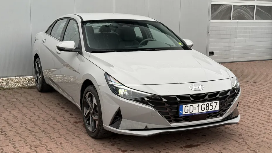 HYUNDAI Elantra Elantra 1.6 Executive