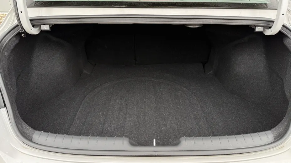 HYUNDAI Elantra Elantra 1.6 Executive