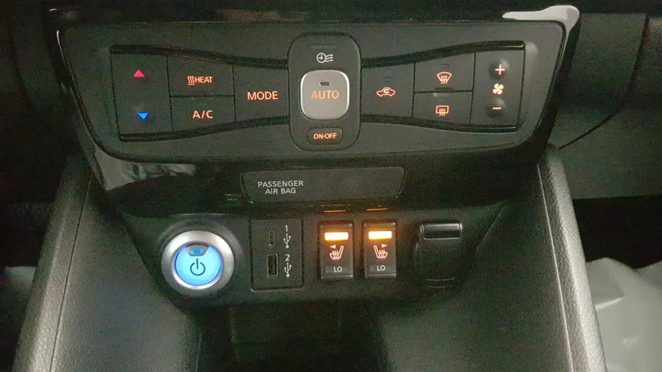 NISSAN Leaf Leaf 40kWh N-Connecta
