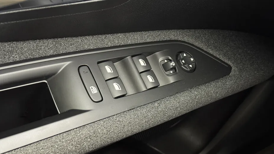 PEUGEOT 3008 3008 1.5 BlueHDi Active Pack S&S