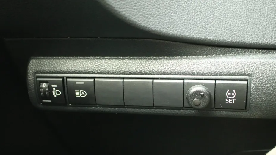 TOYOTA Corolla Corolla 1.5 Comfort