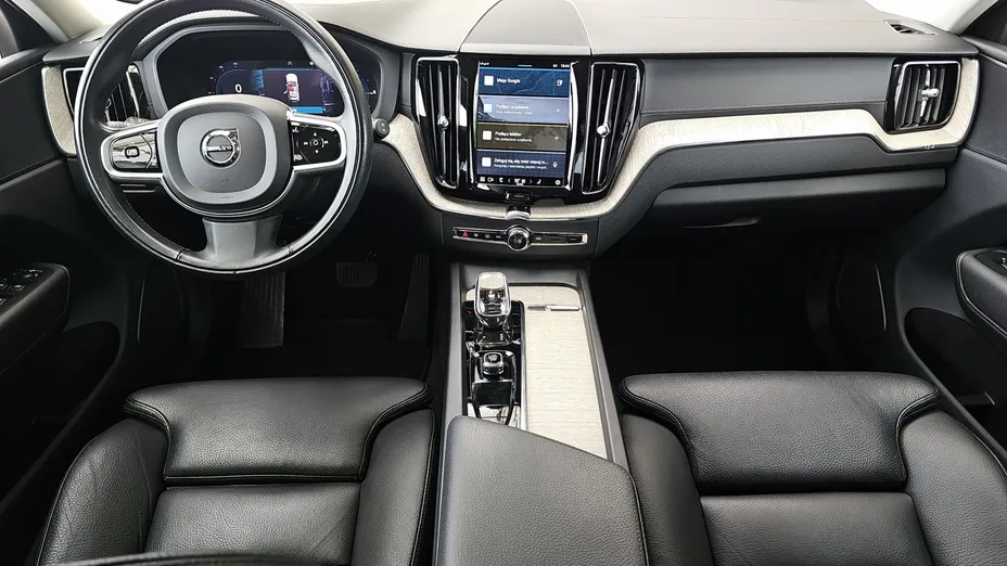 VOLVO XC60 XC60 T6 Plug-In Hybrid AWD Inscription aut
