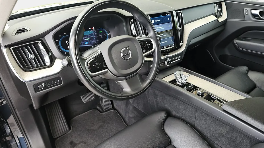 VOLVO XC60 XC60 T6 Plug-In Hybrid AWD Inscription aut