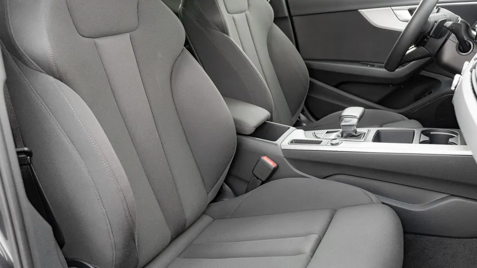 AUDI A4 A4 35 TFSI mHEV Advanced S tronic