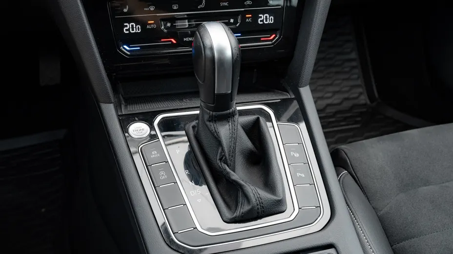 VOLKSWAGEN Passat Passat 2.0 TSI Elegance DSG