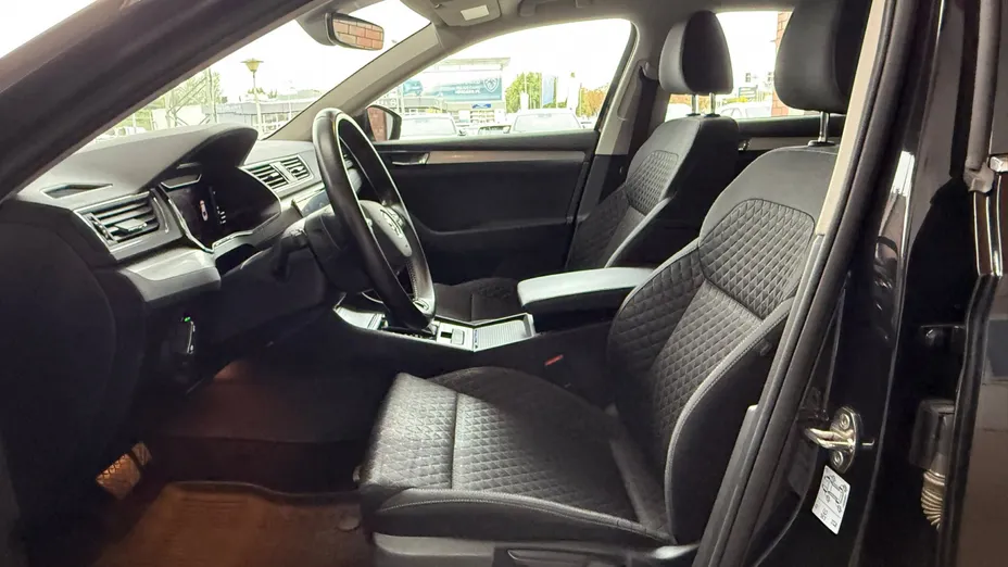 SKODA Superb Superb 1.5 TSI Ambition DSG