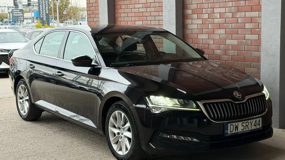 SKODA Superb Superb 1.5 TSI Ambition DSG