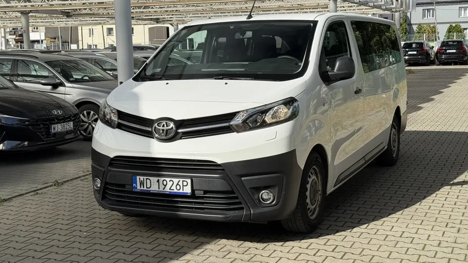 TOYOTA Proace Proace Kombi 2.0 D-4D Long 2,8t