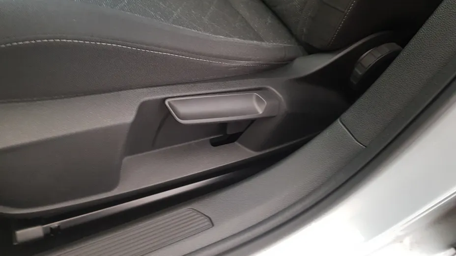 VOLKSWAGEN Golf Golf VIII 2.0 TDI Life