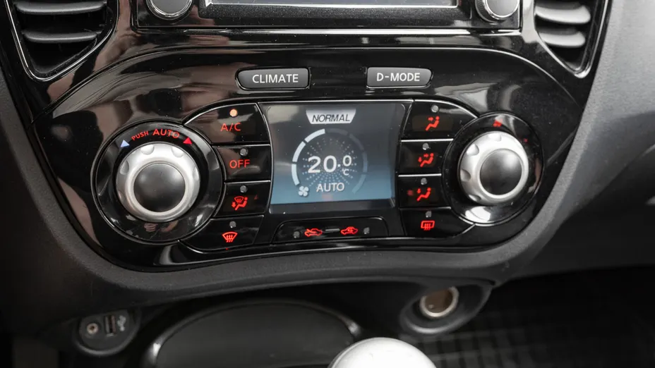 NISSAN Juke Juke 1.6 N-Connecta